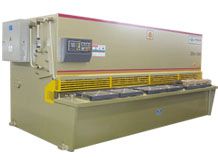 安徽欧宝体育APP下载
液压摆式剪板机ZDS-12X4000